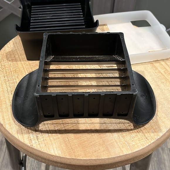 The Pampered Chef quick slice kitchen tool - Picture 4 of 4